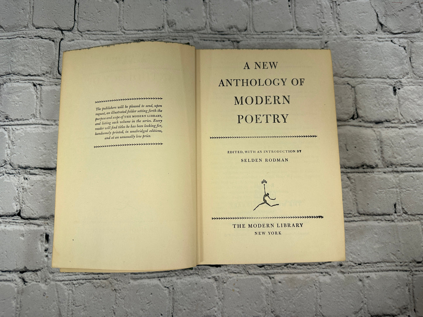 A New Anthology of Modern Poetry by Selden Rodman [1946]