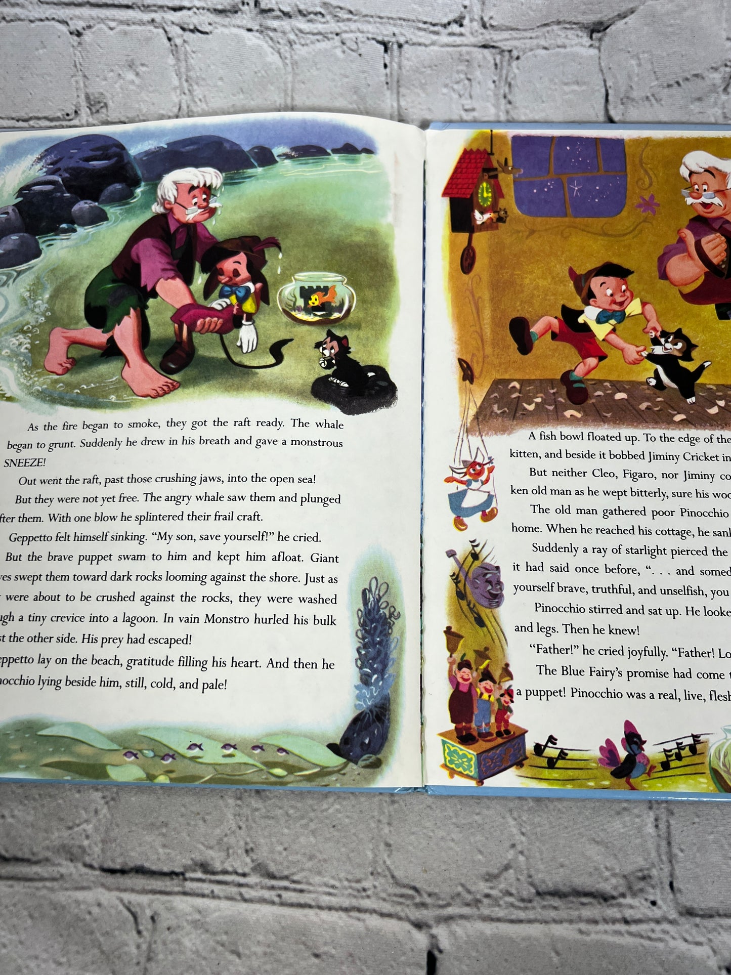 Pinocchio based on story by Carlo Collodi [A Golden Book · Walt Disney · 1986]