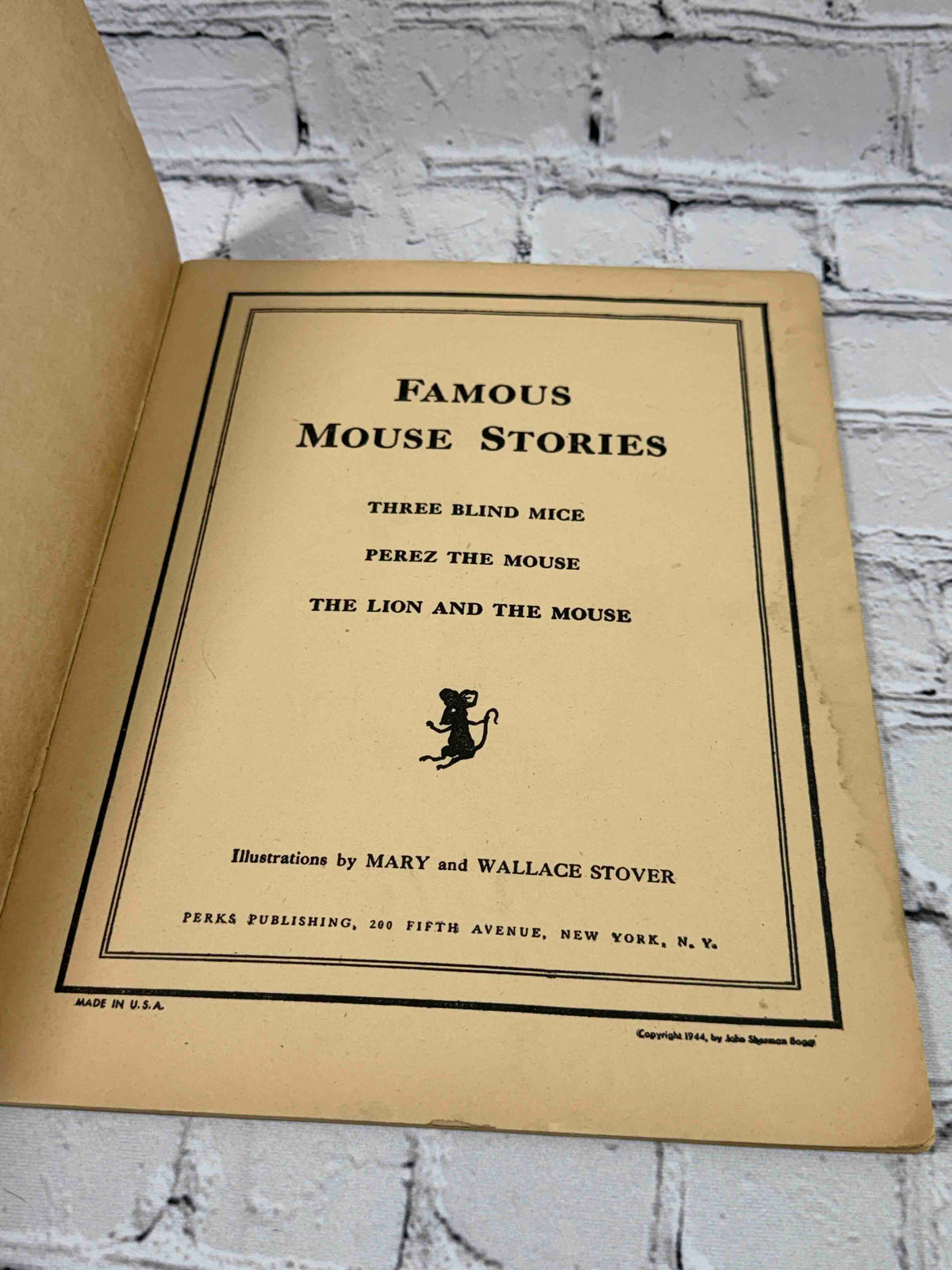 Famous Mouse Stories, 1944 Perks Publishing picture book - title and contents page