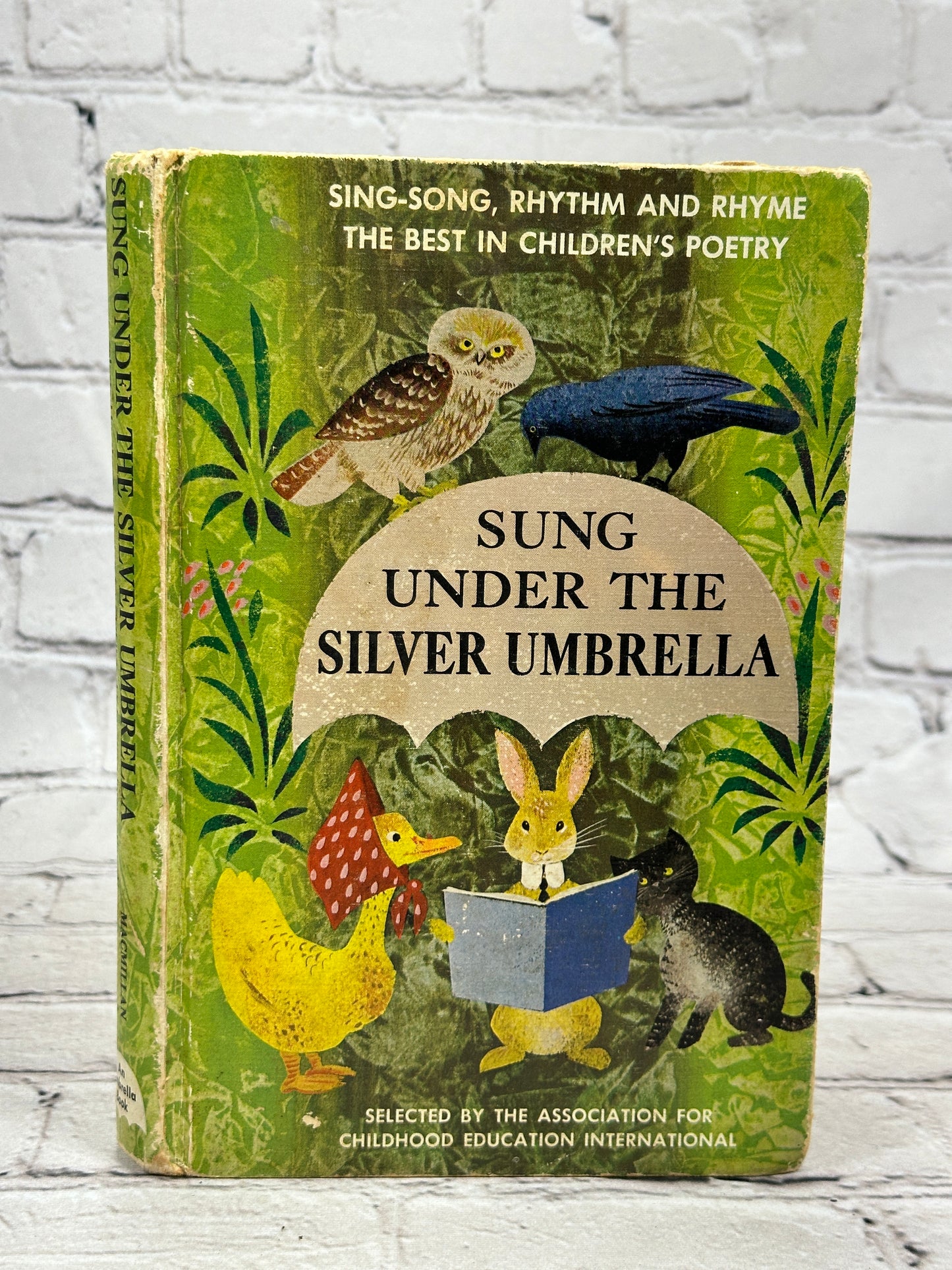 Sung Under The Silver Umbrella [1962]