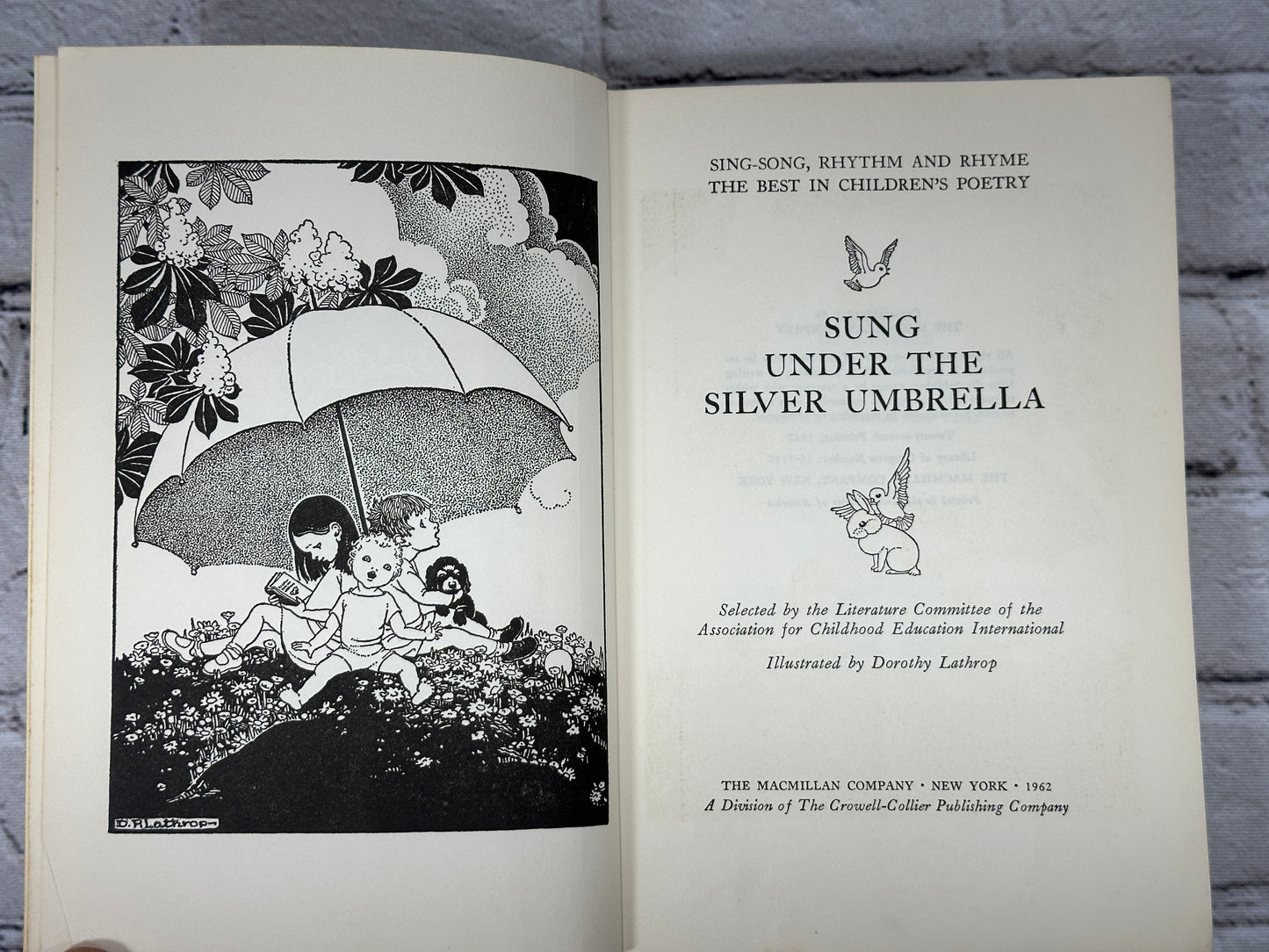 Sung Under The Silver Umbrella [1962]