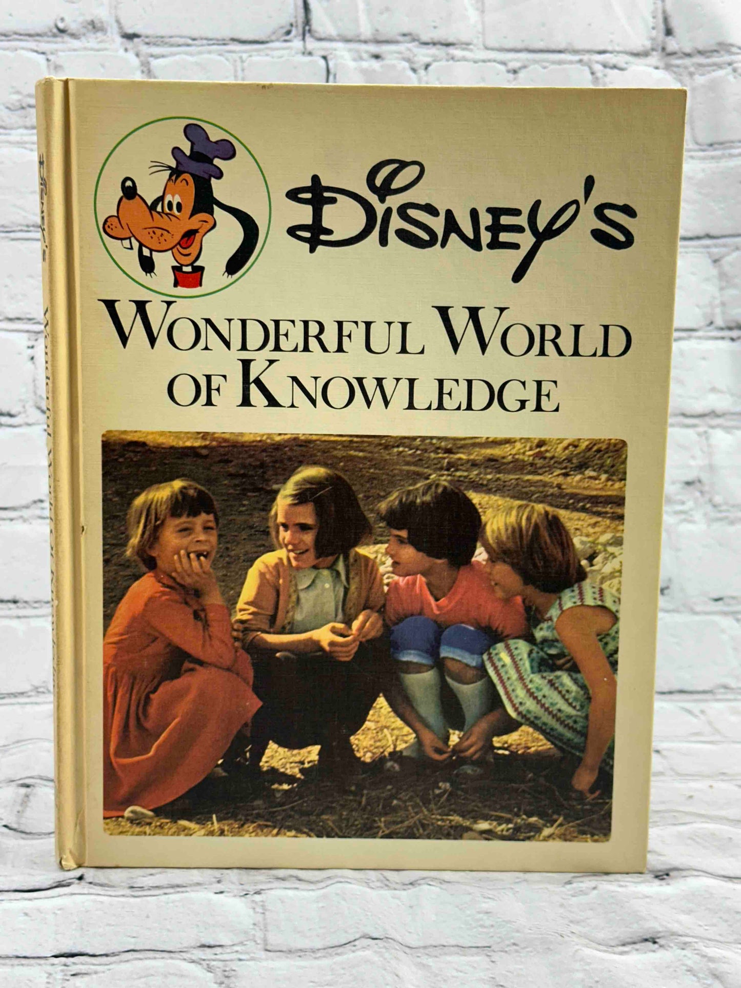 Disney's Wonderful World of Knowledge (Volume 12· A Tour Through Time)