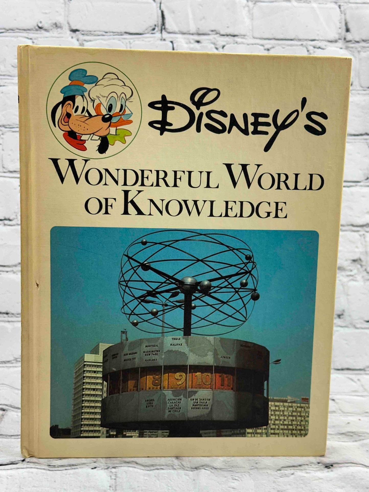 Disney's Wonderful World of Knowledge (Volume 17 · Great Capitals)