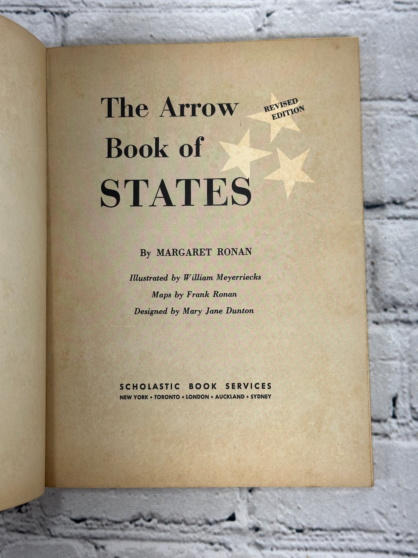 The Arrow Book of States by Margaret Ronan [1970]