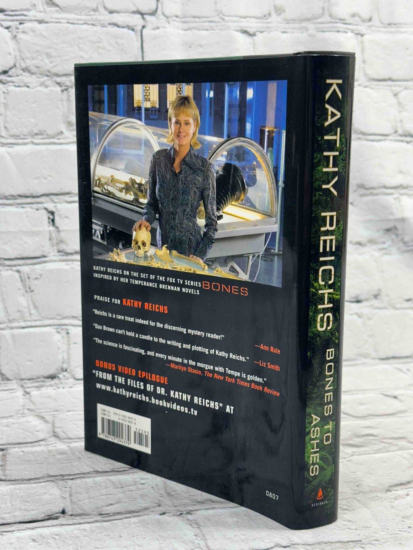 Bones to Ashes: A Novel