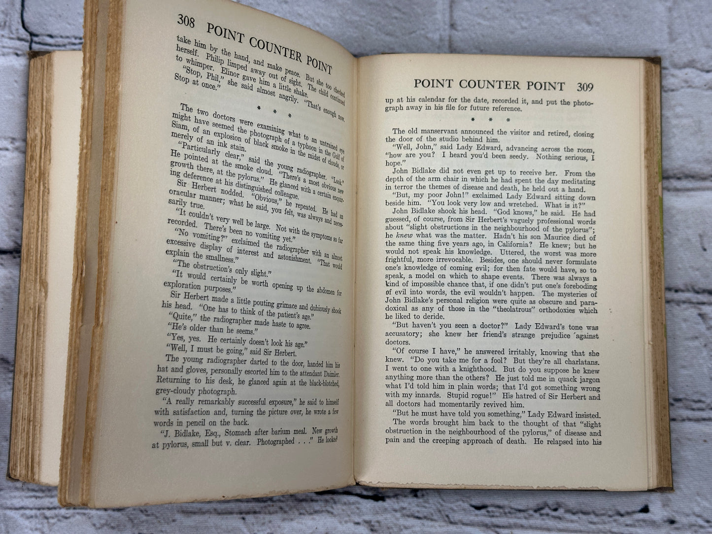 Point Counter Point by Aldous Huxley [First U.S. Edition · 1928]