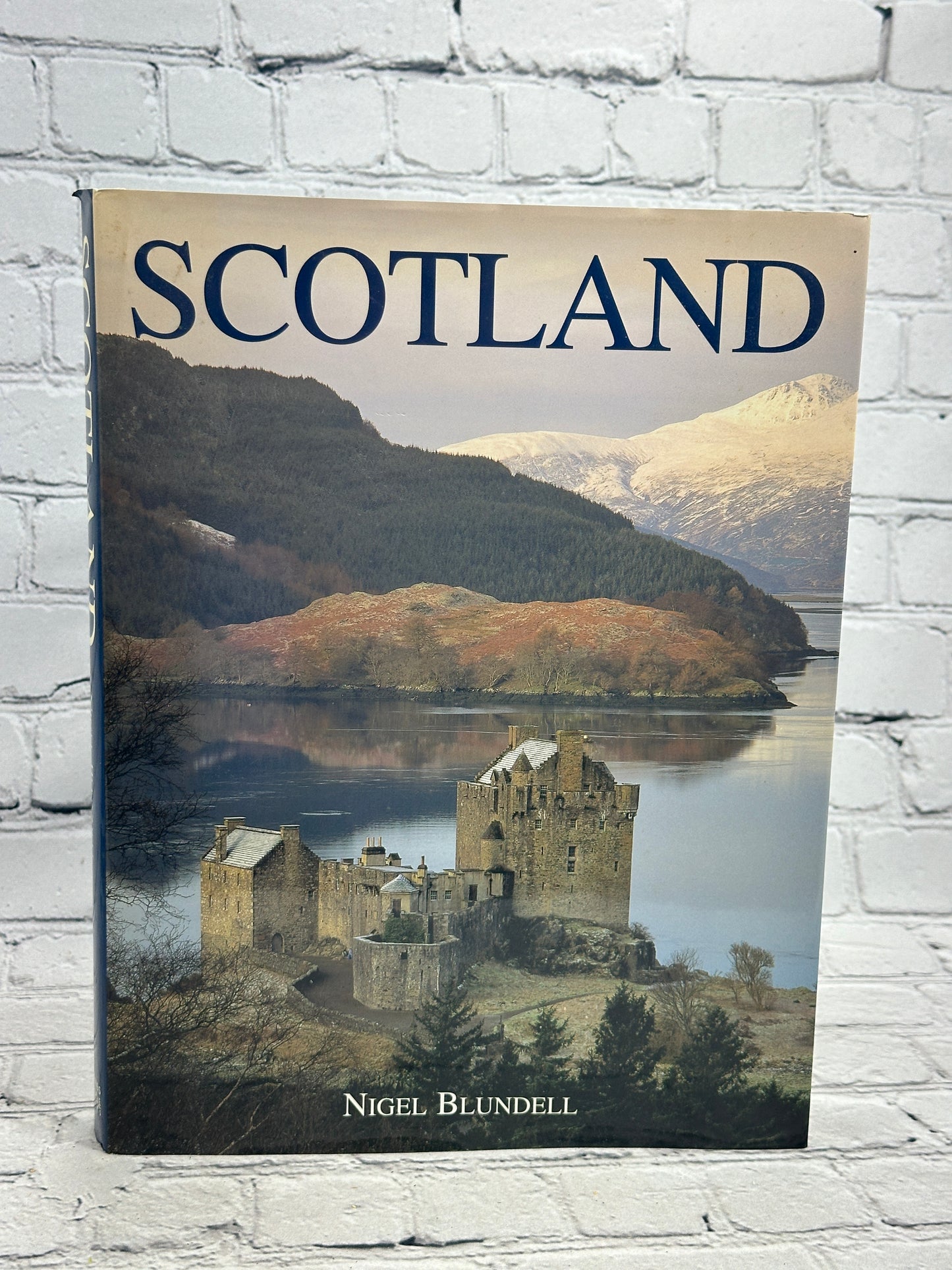 Scotland By Nigel Blundell [Barnes & Nobles Books · 1998]