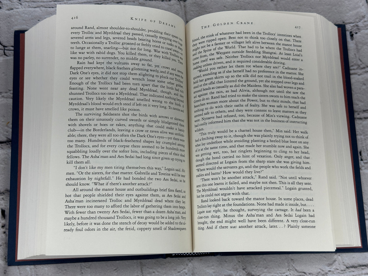 Knife of Dreams The Wheel of Time Book 11  by Jordan Robert [1st Ed. · 2005]
