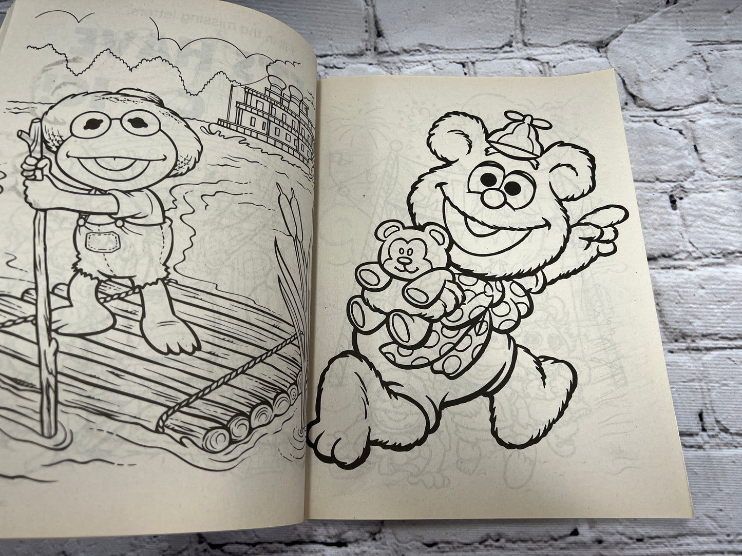 Jim Henson’s Muppet Babies Jumbo Coloring & Activity Book Miss Piggy [2003]