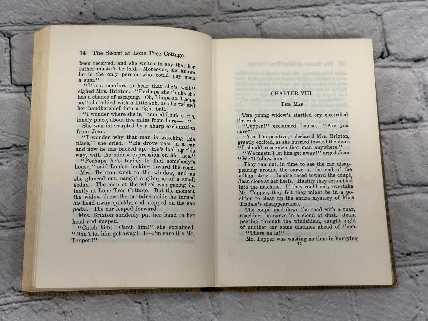 The Secret at Lone Tree Cottage, The Dana Girls Mystery..by Carolyn Keene [1934]