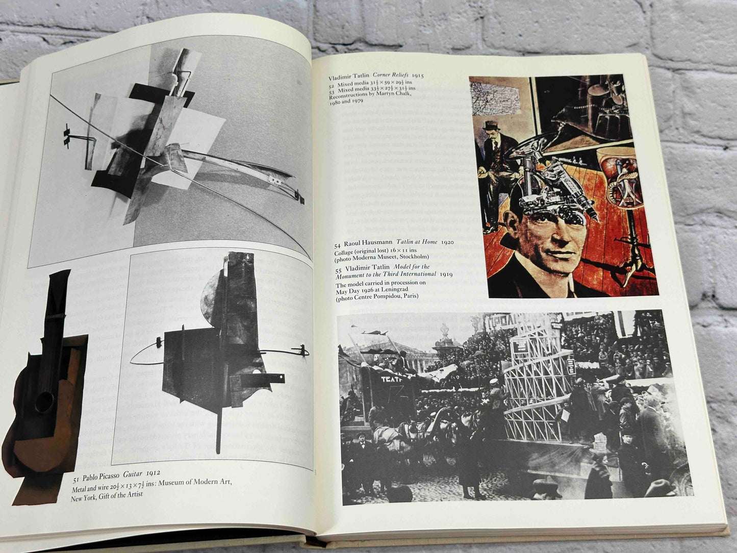 The Shock of the New: The Hundred-Year History of Modern Art, Its Rise, Its Dazzling Achievement, Its Fall