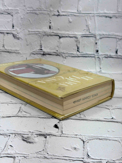 El Ama de Casa by Genoveva Bernard, 1967 Editorial Bruguera Hardcover - bottom page edges with library stamp