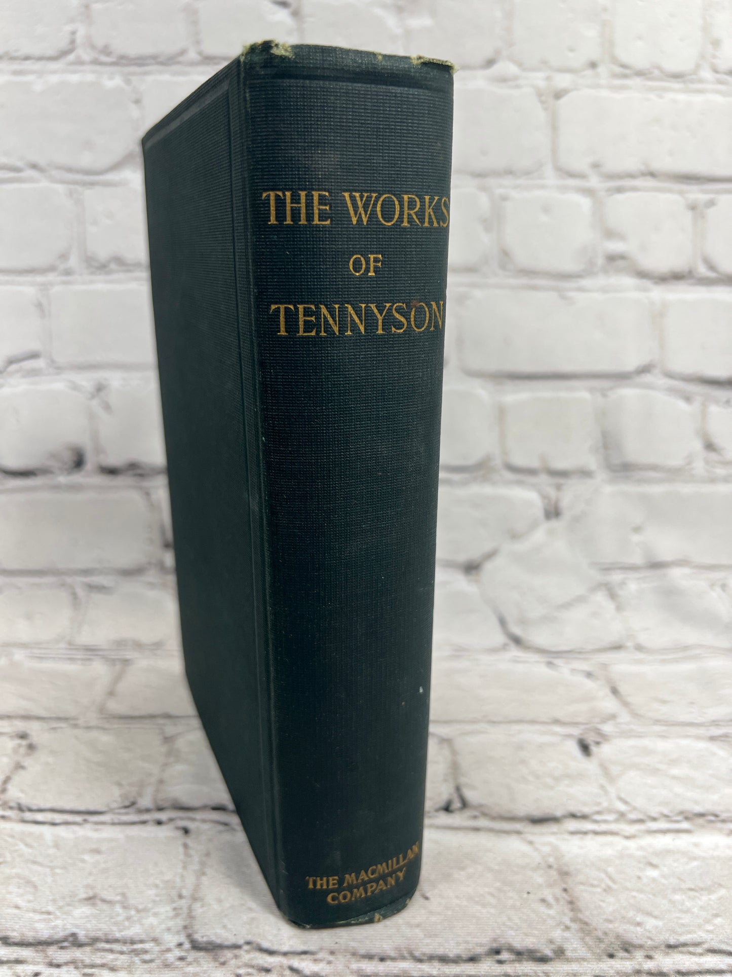 The Works of Alfred Lord Tennyson [1898 · Macmillan Company]