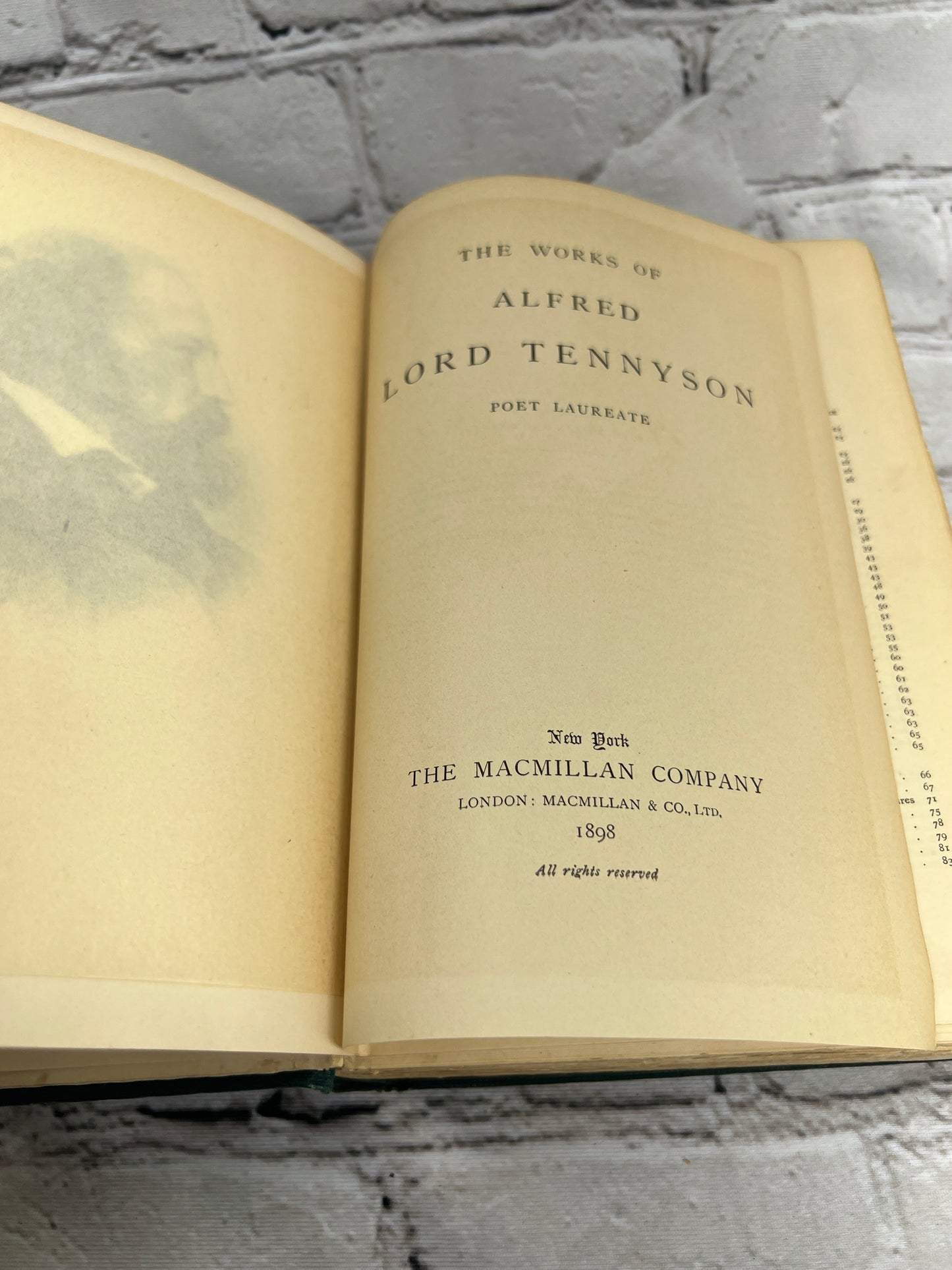 The Works of Alfred Lord Tennyson [1898 · Macmillan Company]