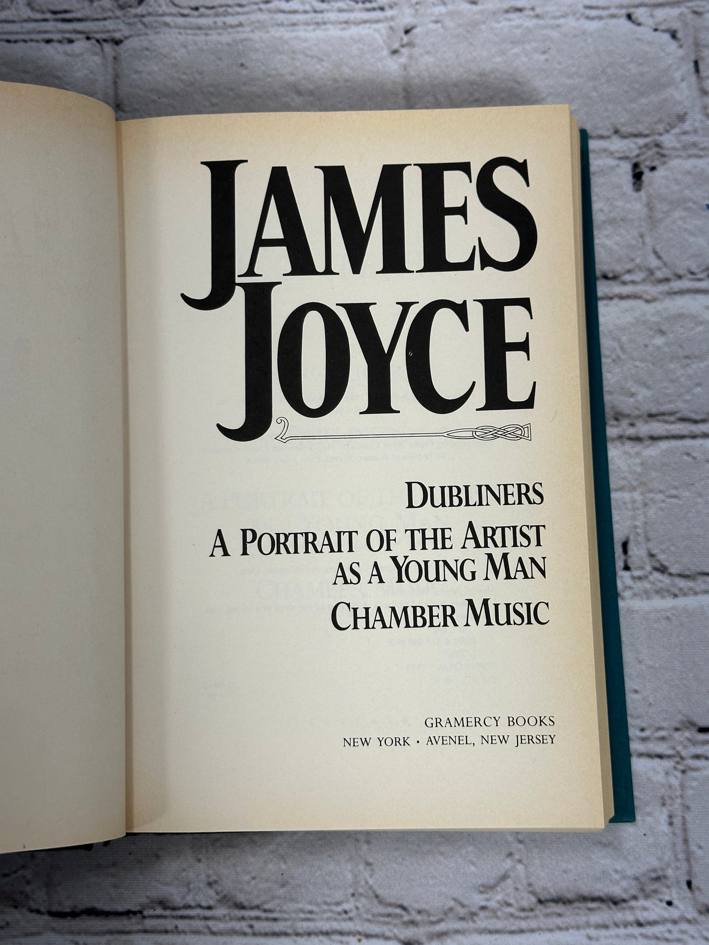James Joyce: Dubliners, Portrait of Artist, Chamber Music [1992 · 1st Print]