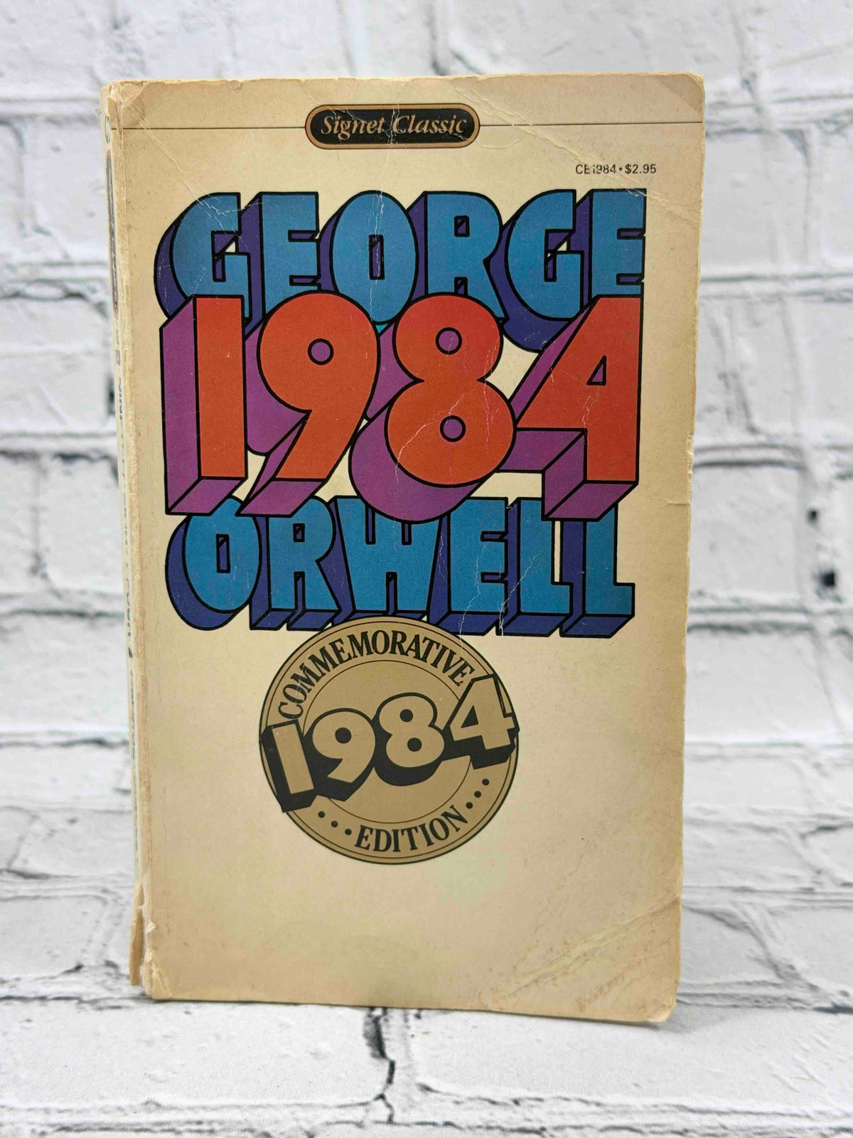 1984 by George Orwell, 1983 Signet Classic Mass Market Paperback - front cover