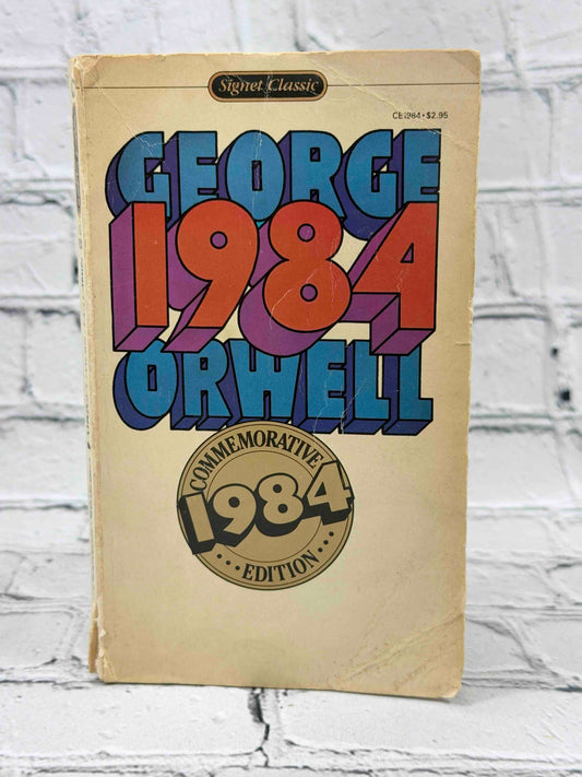 1984 by George Orwell, 1983 Signet Classic Mass Market Paperback - front cover