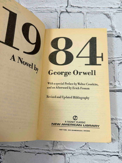1984 by George Orwell, 1983 Signet Classic Mass Market Paperback - title page
