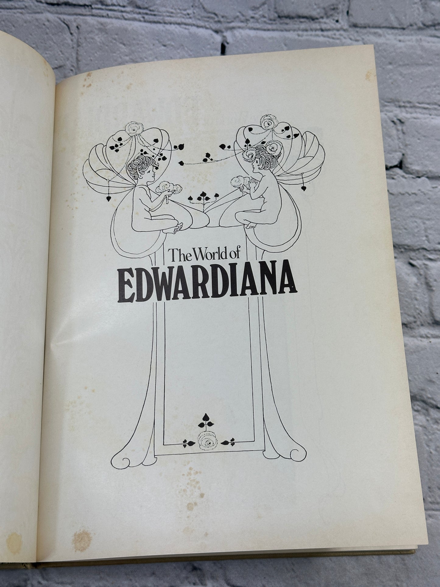 The World of Edwardiana by Philippe Garner [1974]