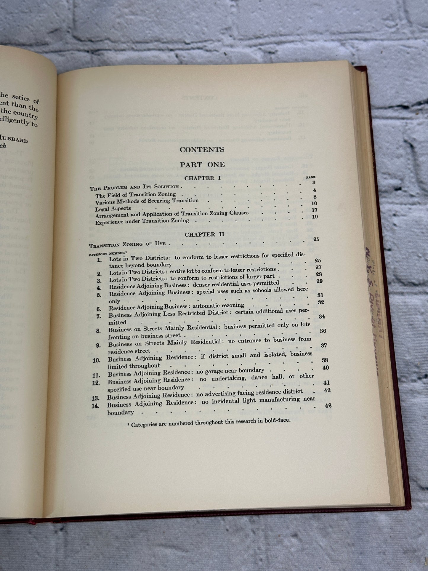 Transition Zoning by Arthur Comey [1933 · Ex-Library]