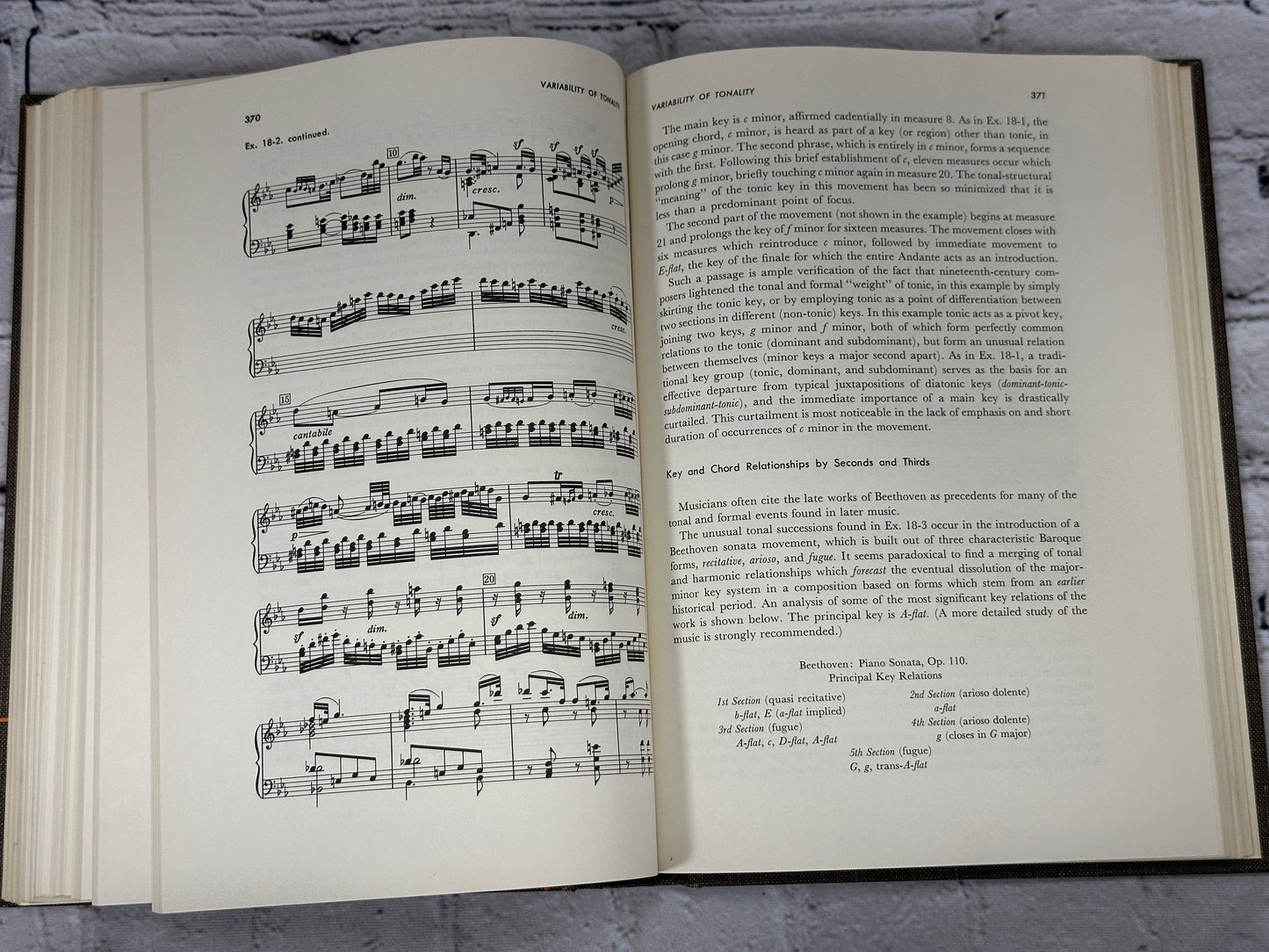 Materials and Structure of Music [Volume 2 · First Print · 1967]