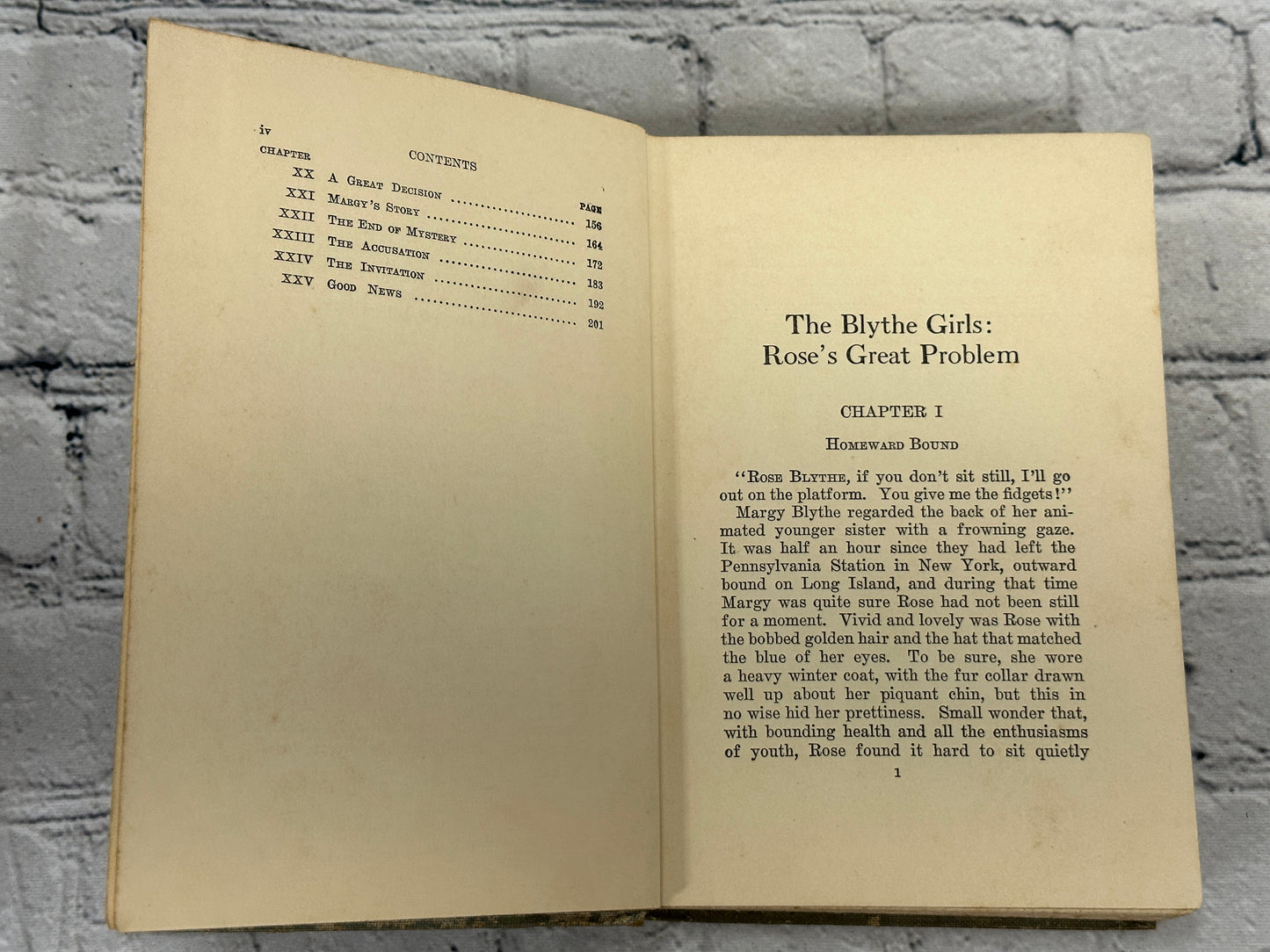 The Blythe Girls: Rose's Great Problem by Laura Lee Hope [1925]