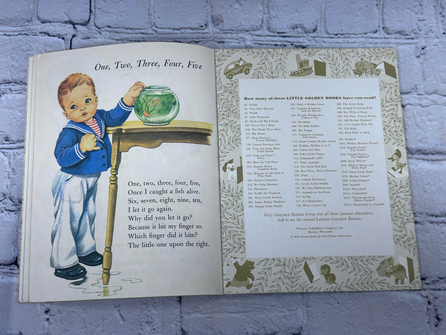 Flipped Pages Counting Rhymes [A Little Golden Book · 6th Print · 1972]