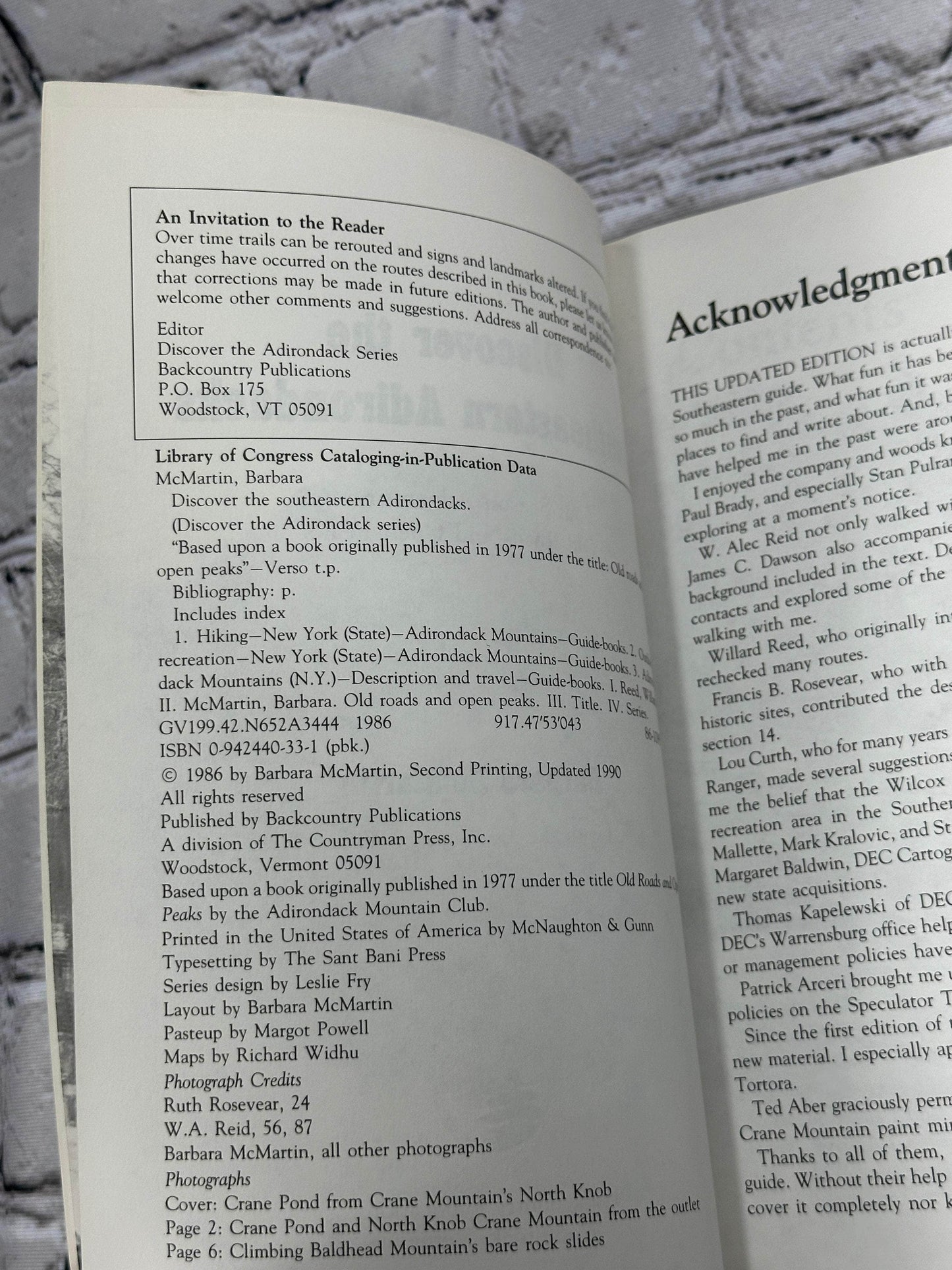 Flipped Pages Discover the Southeastern Adirondacks By Barabara McMartin [1990 · 2nd Print]