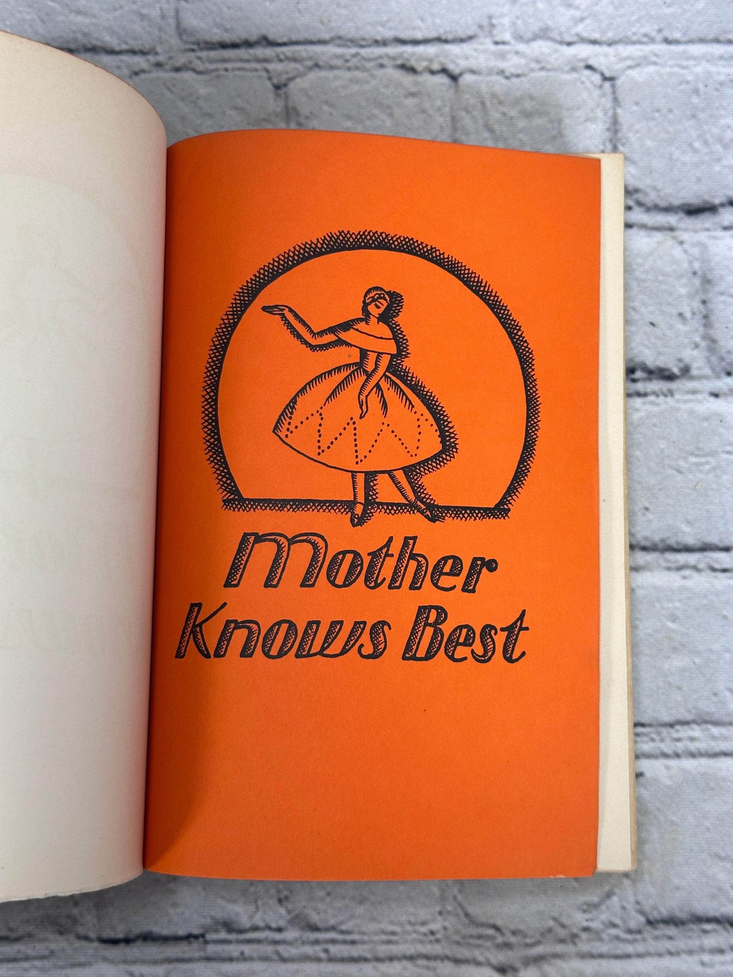 Flipped Pages Mother Knows Best by Edna Ferber Hardcover [1927]