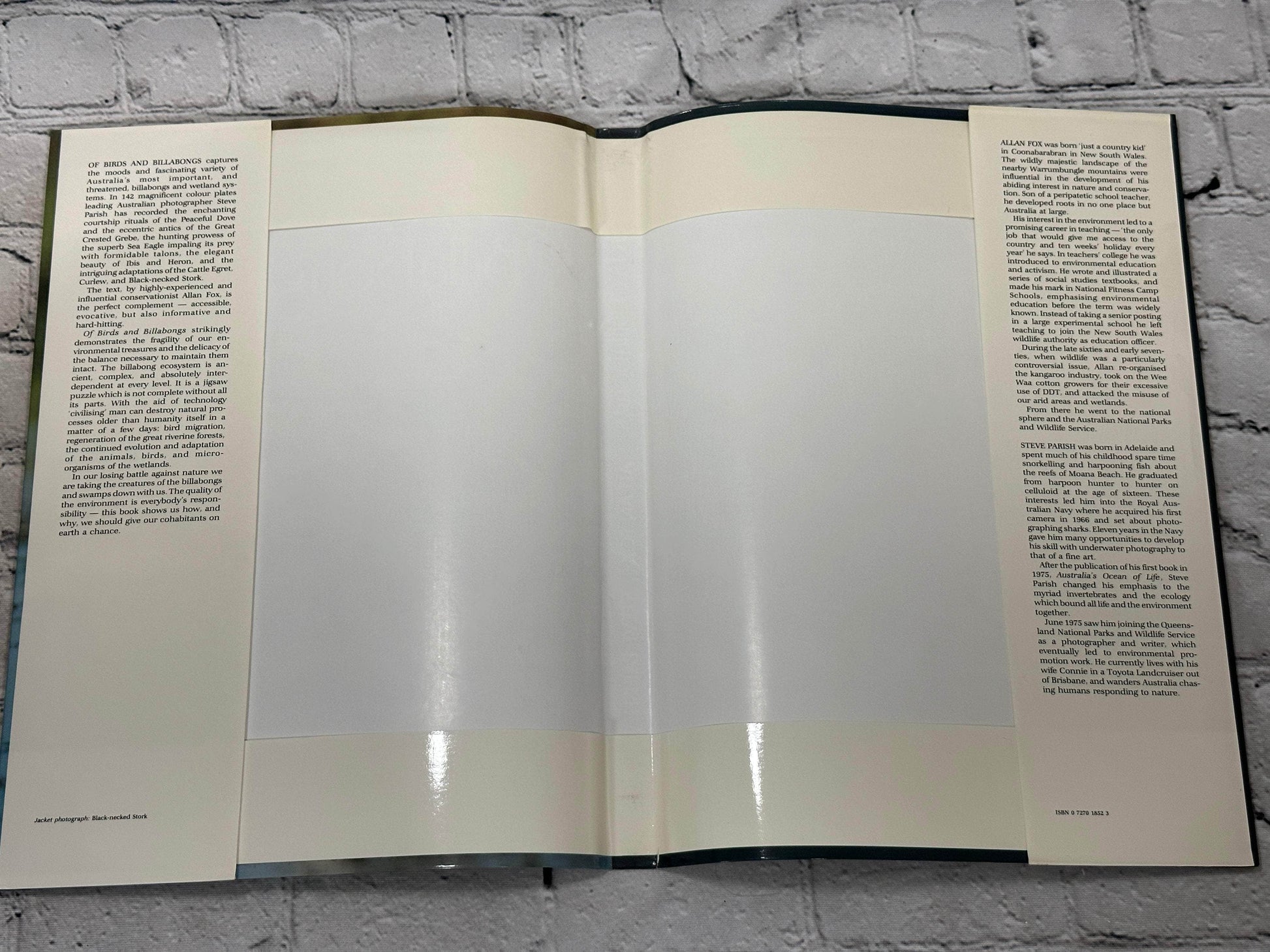 Flipped Pages Of Birds & Billabongs by Allan Fox [1983]