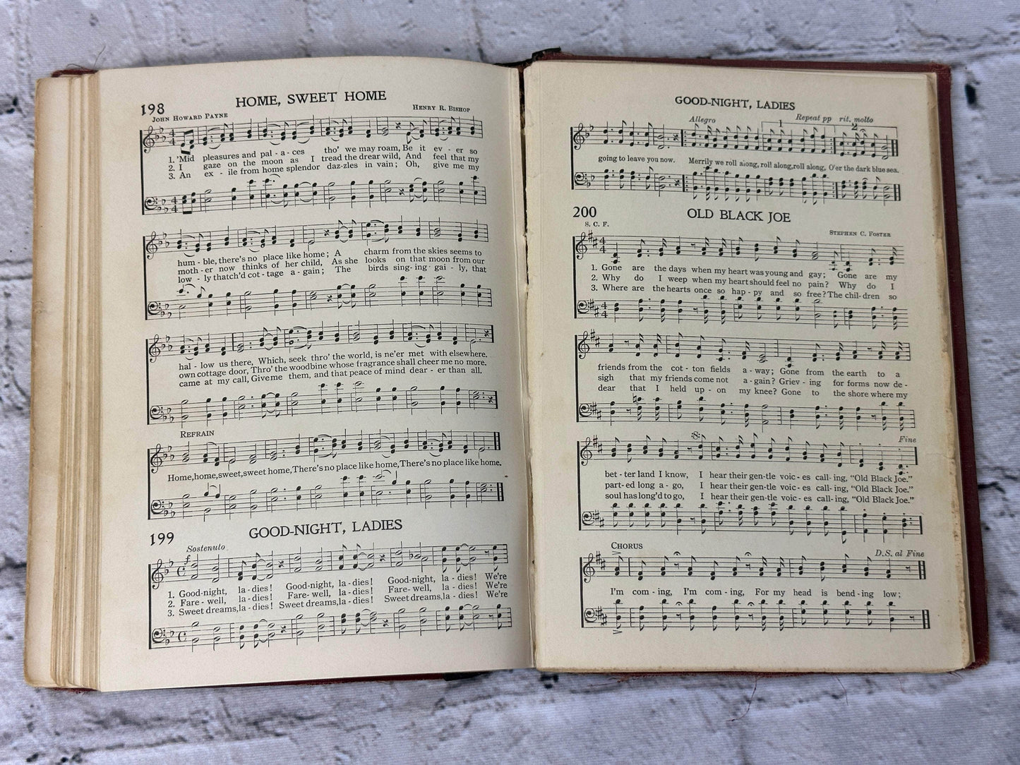 Flipped Pages Seth Parker's Hymnal compiled by Phillips H Lord [1930]