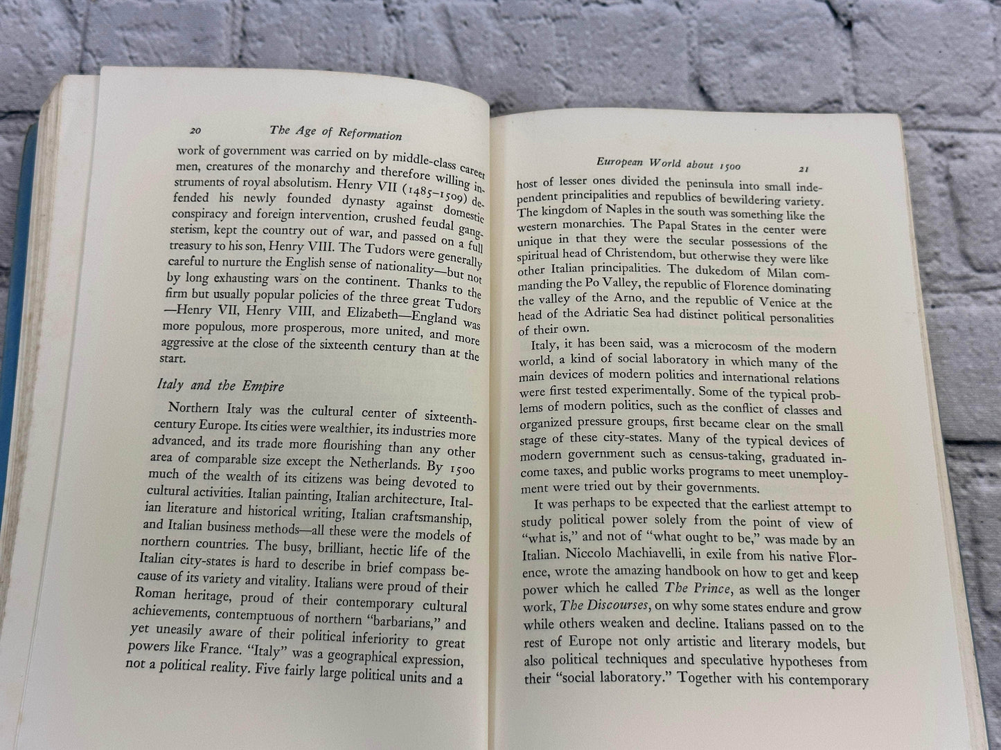 Flipped Pages The Age of Reformation by Harbison, E. Harris [1962 · Seventh Printing]