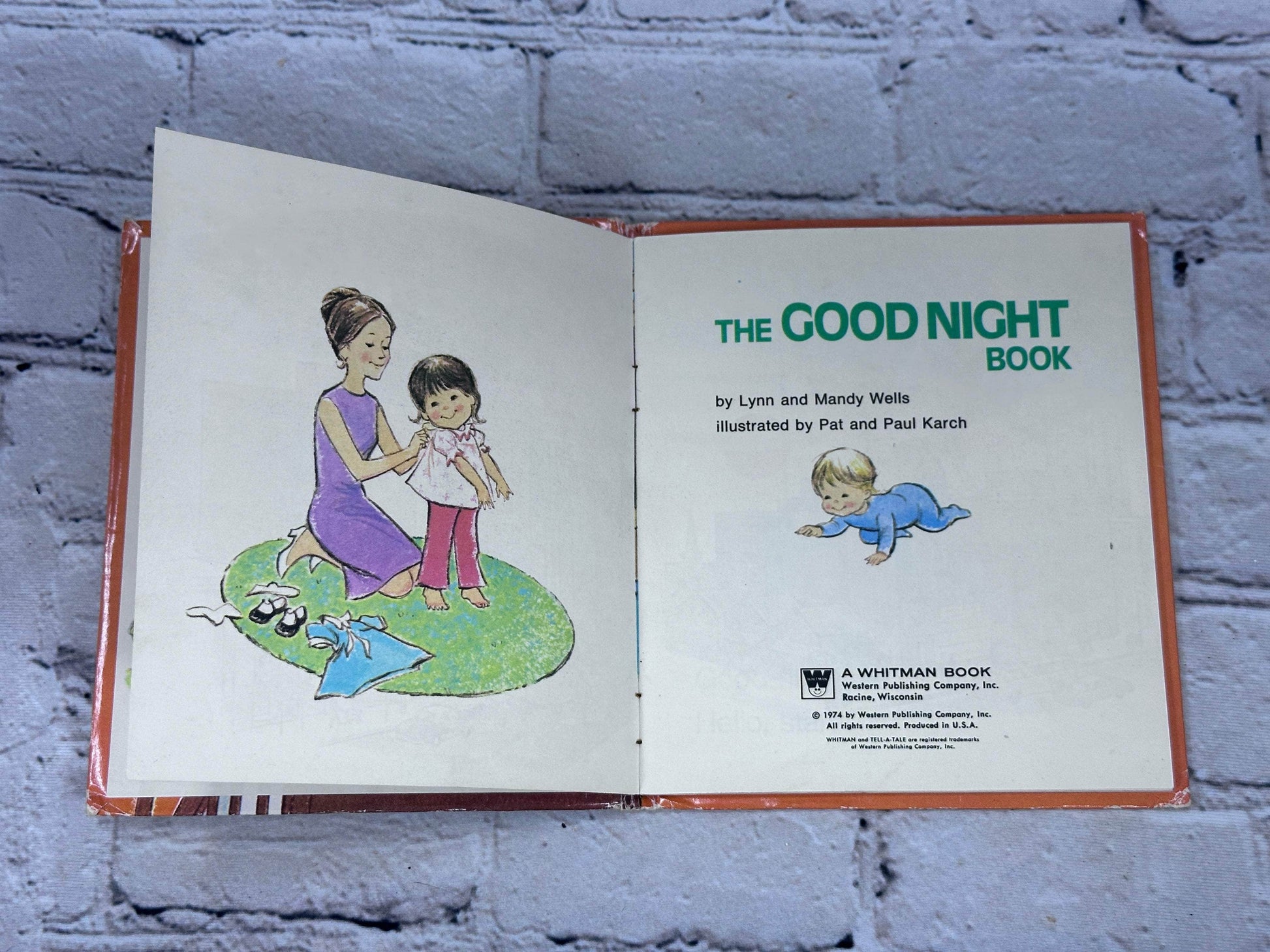 Flipped Pages The Good Night Book by Lynn and Mandy Wells [Tell A Tale Book · 1974]