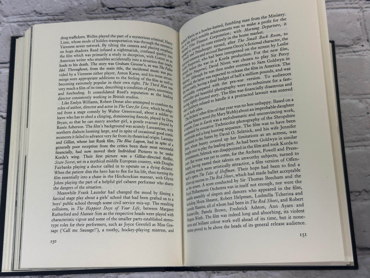 Flipped Pages The Great British Picture Show by George Perry [1985 · 1st U.S. Edition]