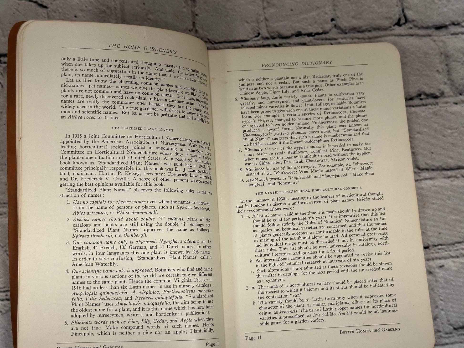 Flipped Pages The Home Gardener's Pronouncing Dictionary for Better Homes & Garden [1931]