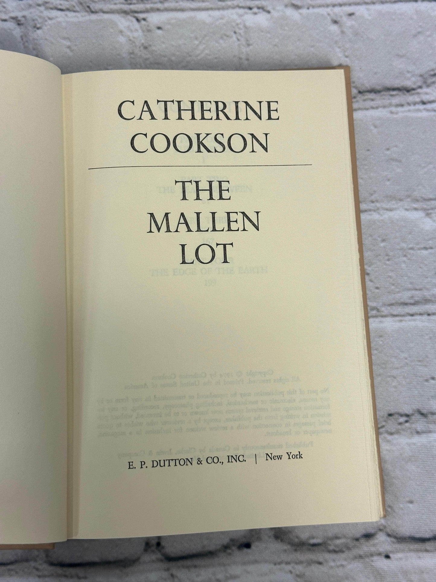 Flipped Pages The Mallen Lot by Catherine Cookson [1974 · BCE]