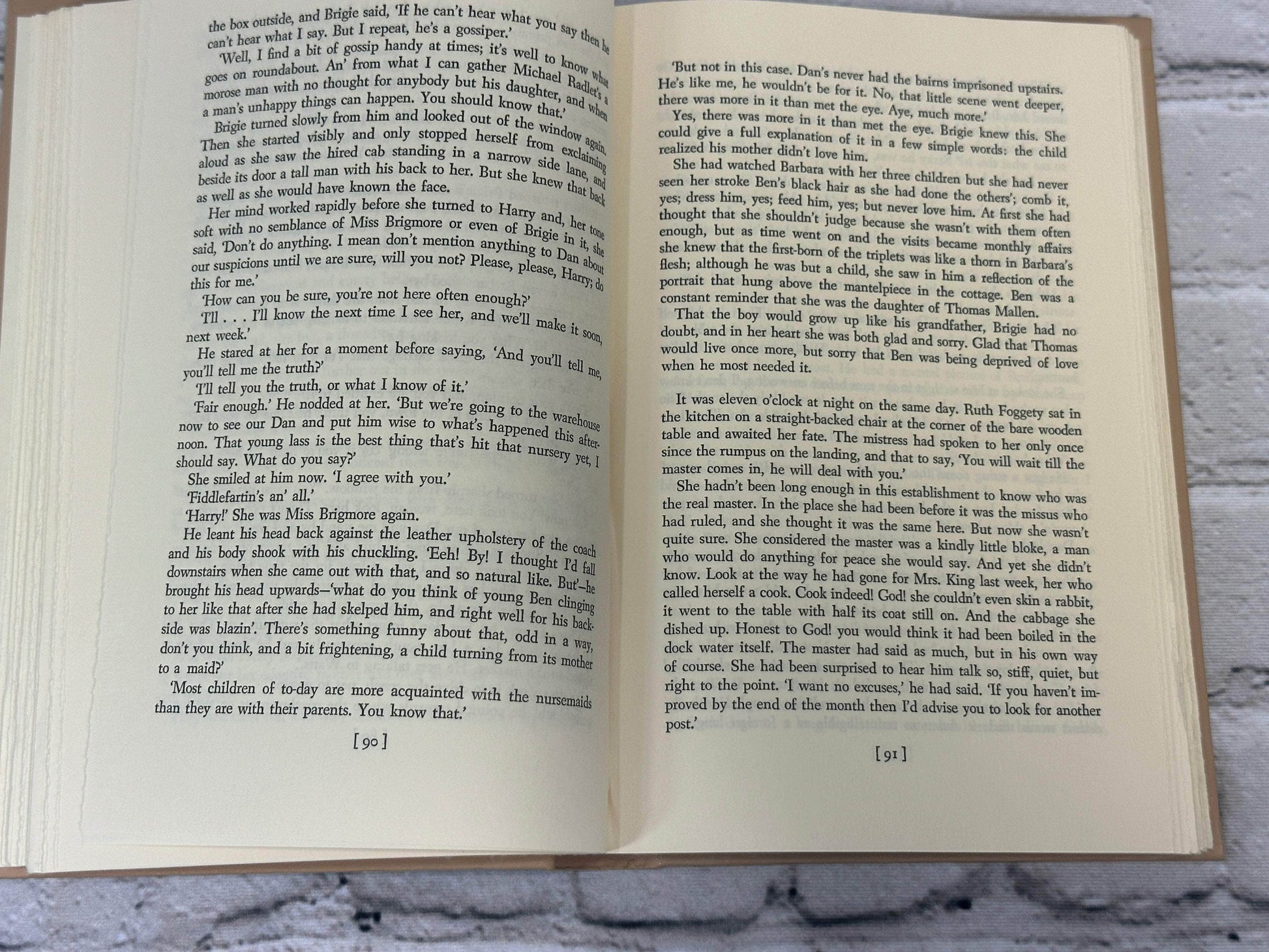 Flipped Pages The Mallen Lot by Catherine Cookson [1974 · BCE]