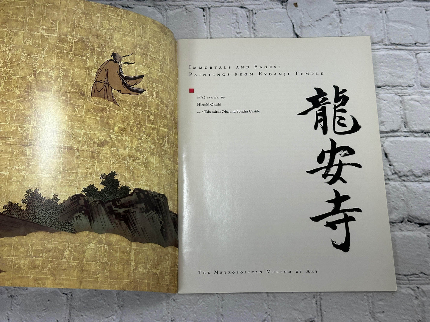 Flipped Pages The Metropolitan Museum of Art Bulletin [Vol LI No. 1 · Summer 1993]