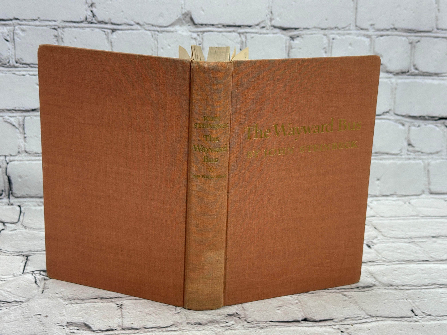 Flipped Pages The Wayward Bus by John Steinbeck [Book Club Edition · 1947]