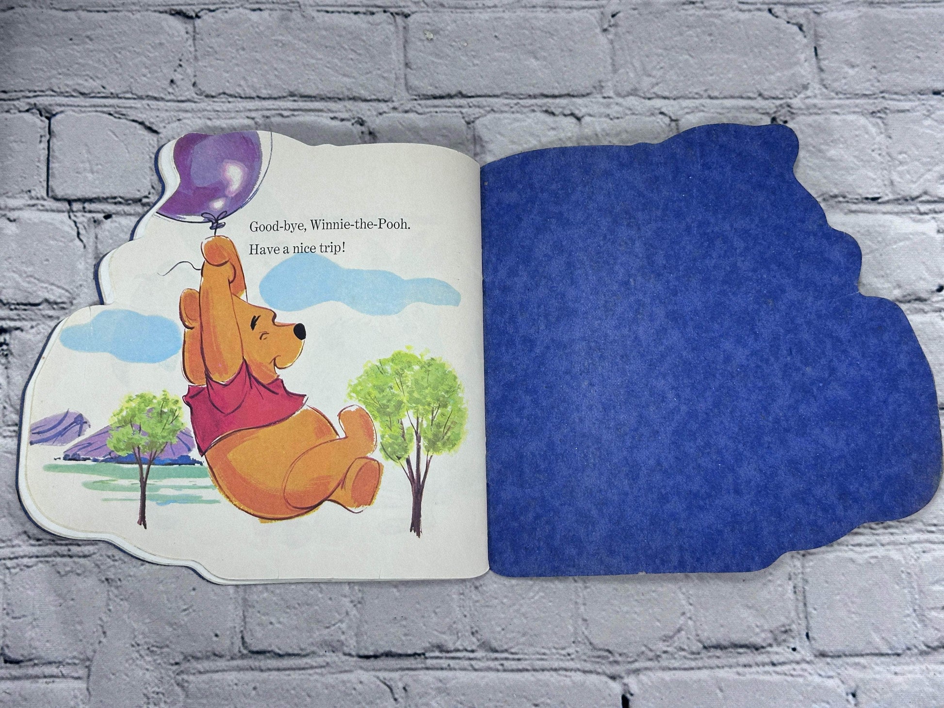 Flipped Pages The Winnie the Pooh Book [Golden Press · 1977]