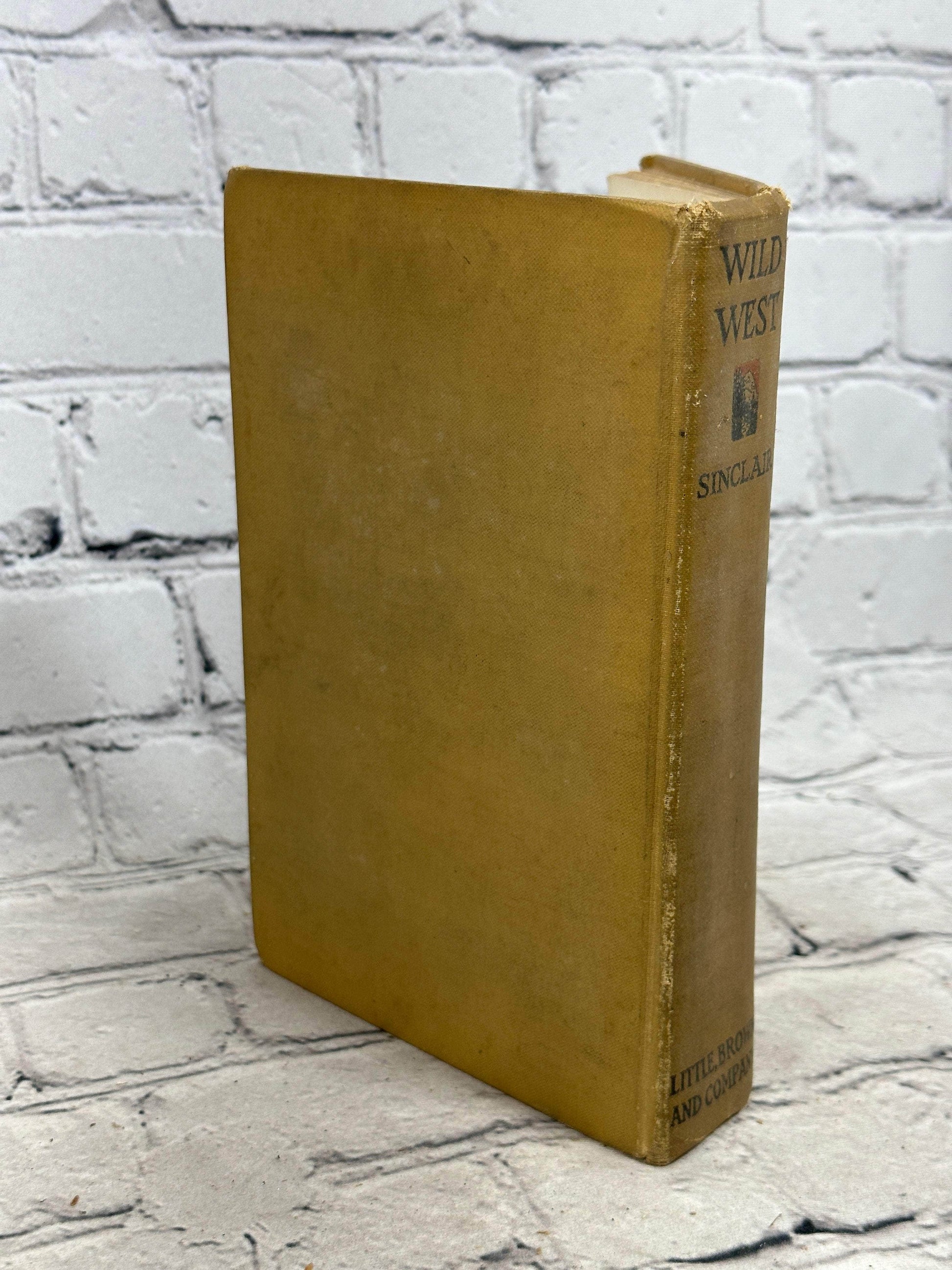 Flipped Pages Wild West by Bertrand W. Sinclair  [1926 · First Edition]