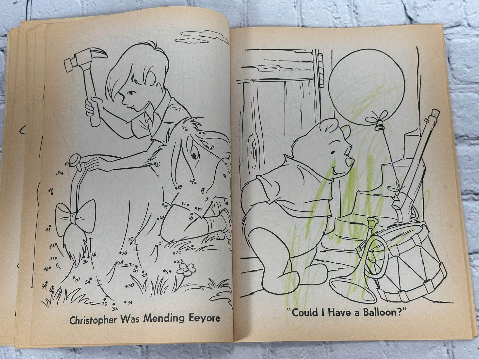 Flipped Pages Winnie the Pooh Coloring Book [Golden Books · #1045-6 · 1976]