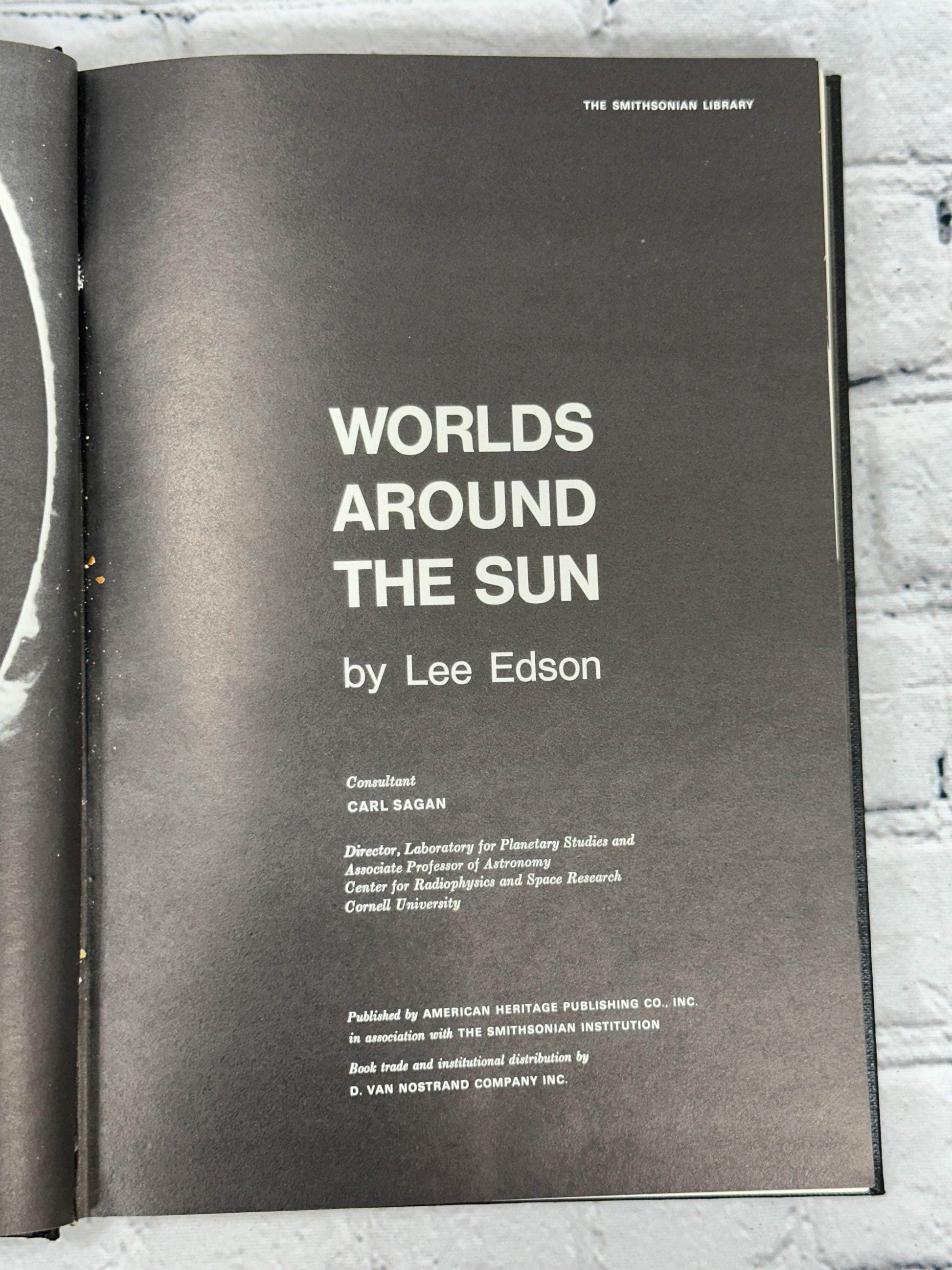 Flipped Pages Worlds Around The Sun: The Emerging Portrait of the Solar.. by Lee Edson [1969]