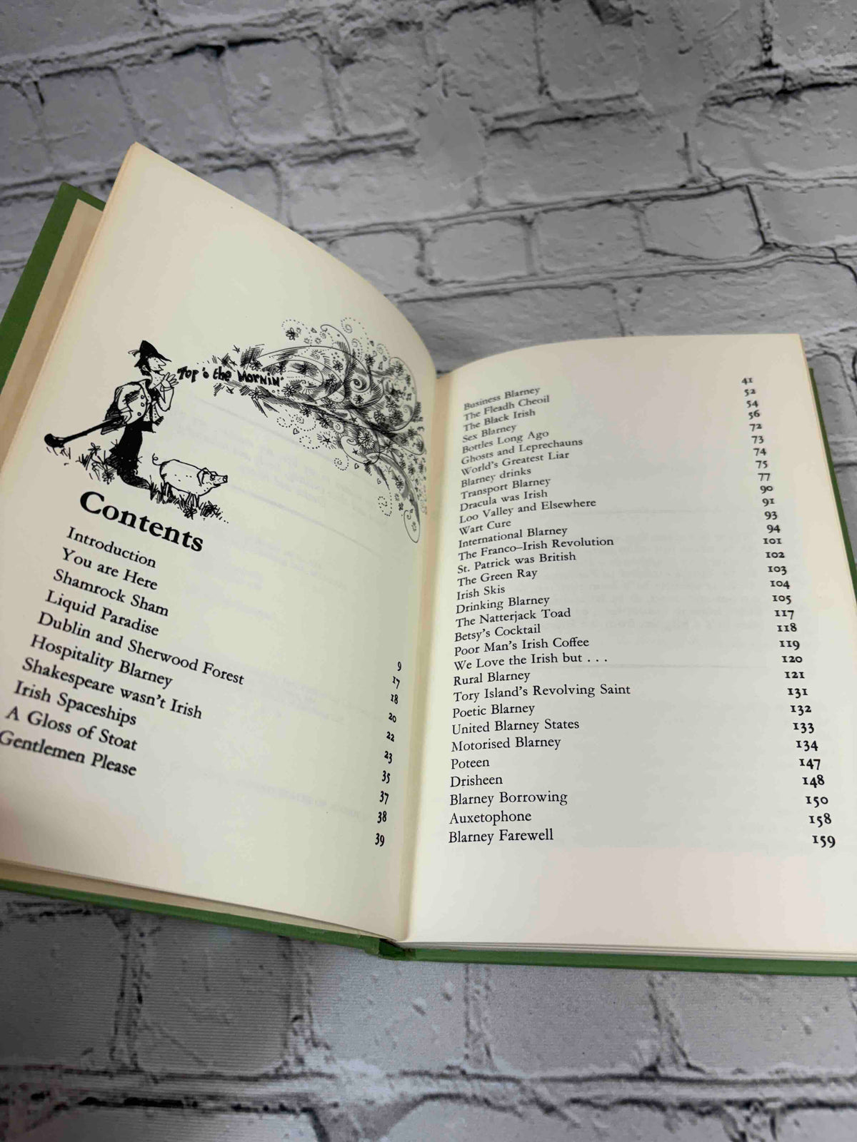 The Book of Blarney by Anthony Butler, 1969 Bell Publishing Company hardcover - contents