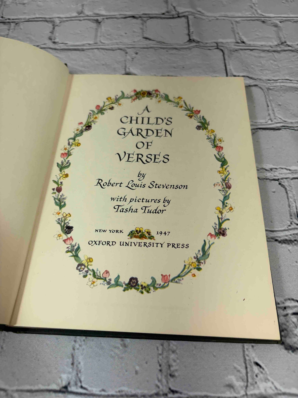 A Child's Garden of Verses by Robert Louis Stevenson, 1947 Oxford University Press hardcover - title page