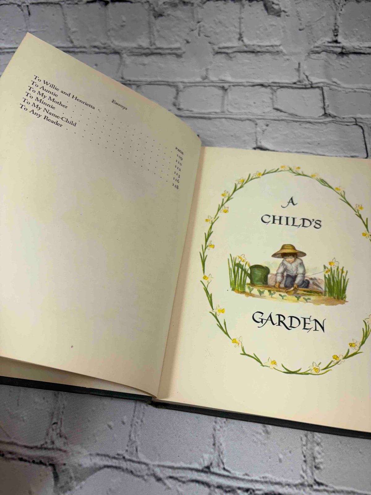 A Child's Garden of Verses by Robert Louis Stevenson, 1947 Oxford University Press hardcover - contents and section title