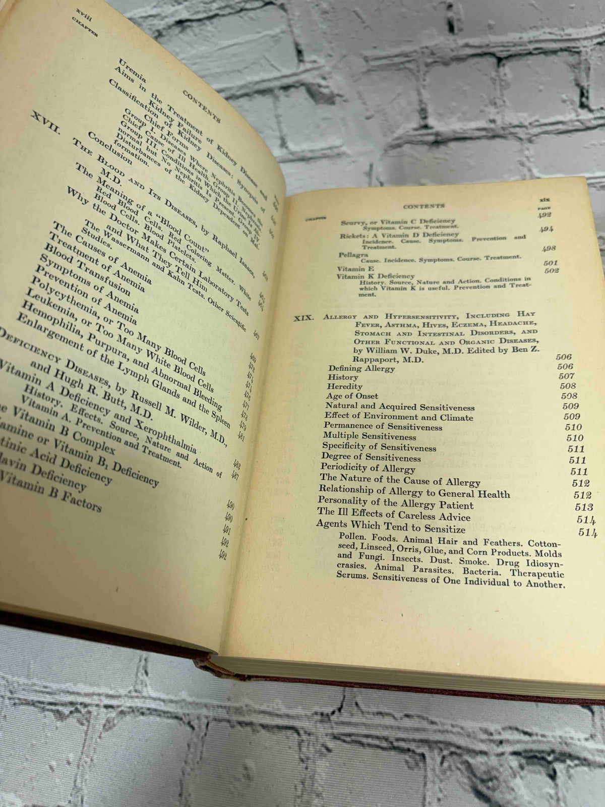 Modern Home Medical Adviser by Morris Fishbein, 1942 Doubleday, Doran & Company hardcover - contents pages