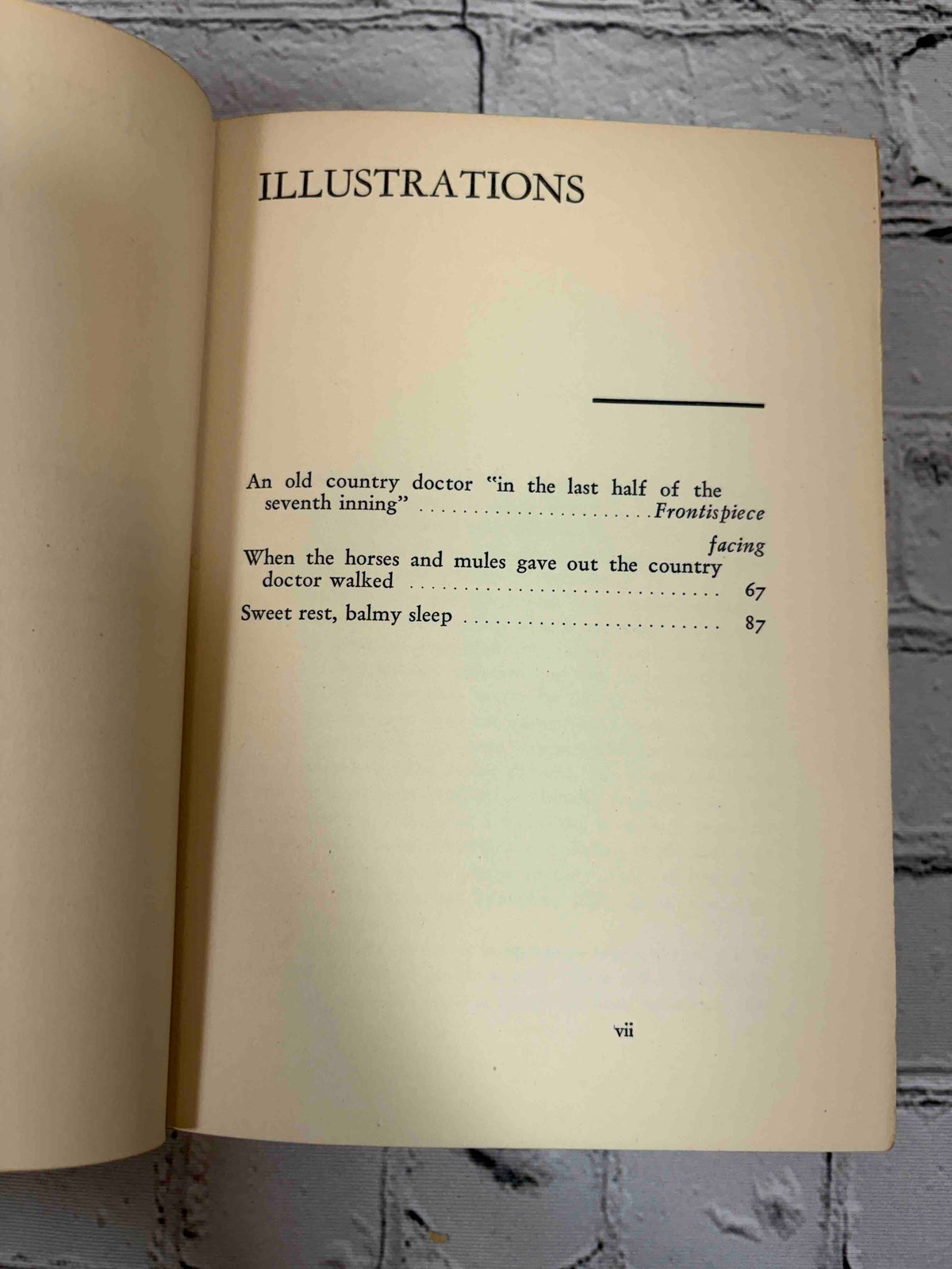 The Horse and Buggy Doctor by Arthur E. Hertzler, 1941 Blue Ribbon Books hardcover - list of illustrations