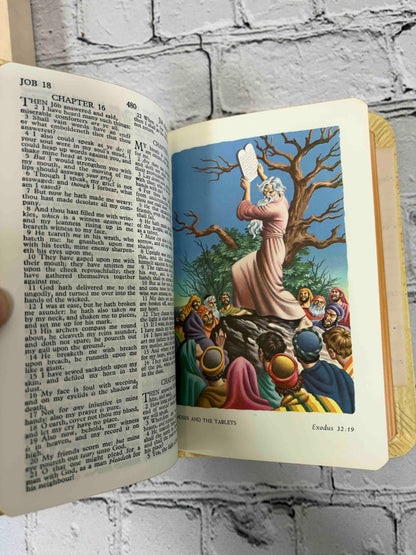 Holy Bible Illustrated (World Young Folks' Text No. 606), The World Publishing Company hardcover - color plate, Moses and the Tablets