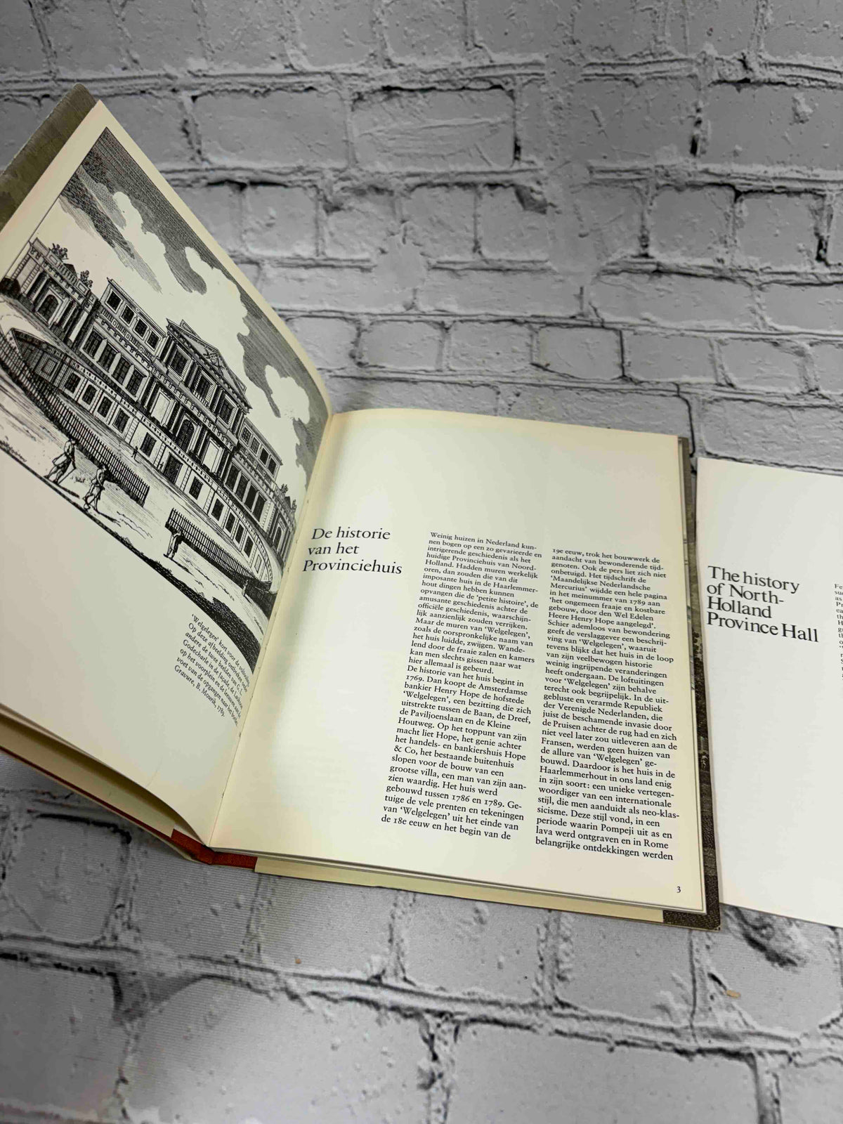 Provinciehuis Noord-Holland by Noortje de Roy van Zuydewijn, Provinciaal Bestuur van Noord-Holland hardcover - Dutch history text with engraving, English booklet alongside